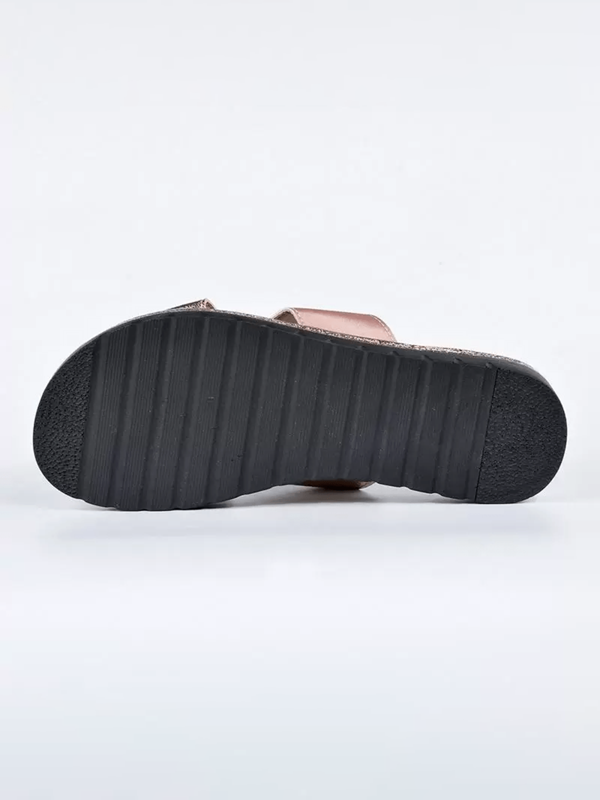 Contrasto Incrociato Cinghia laccio Slip on Cuneo diapositive